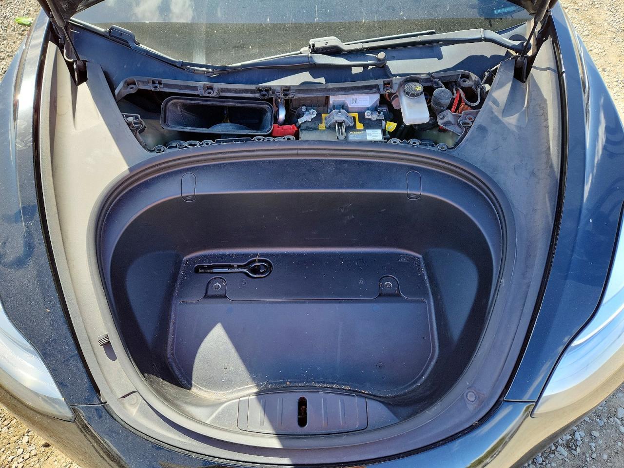 2019 Tesla Model 3 - zdjęcie 11