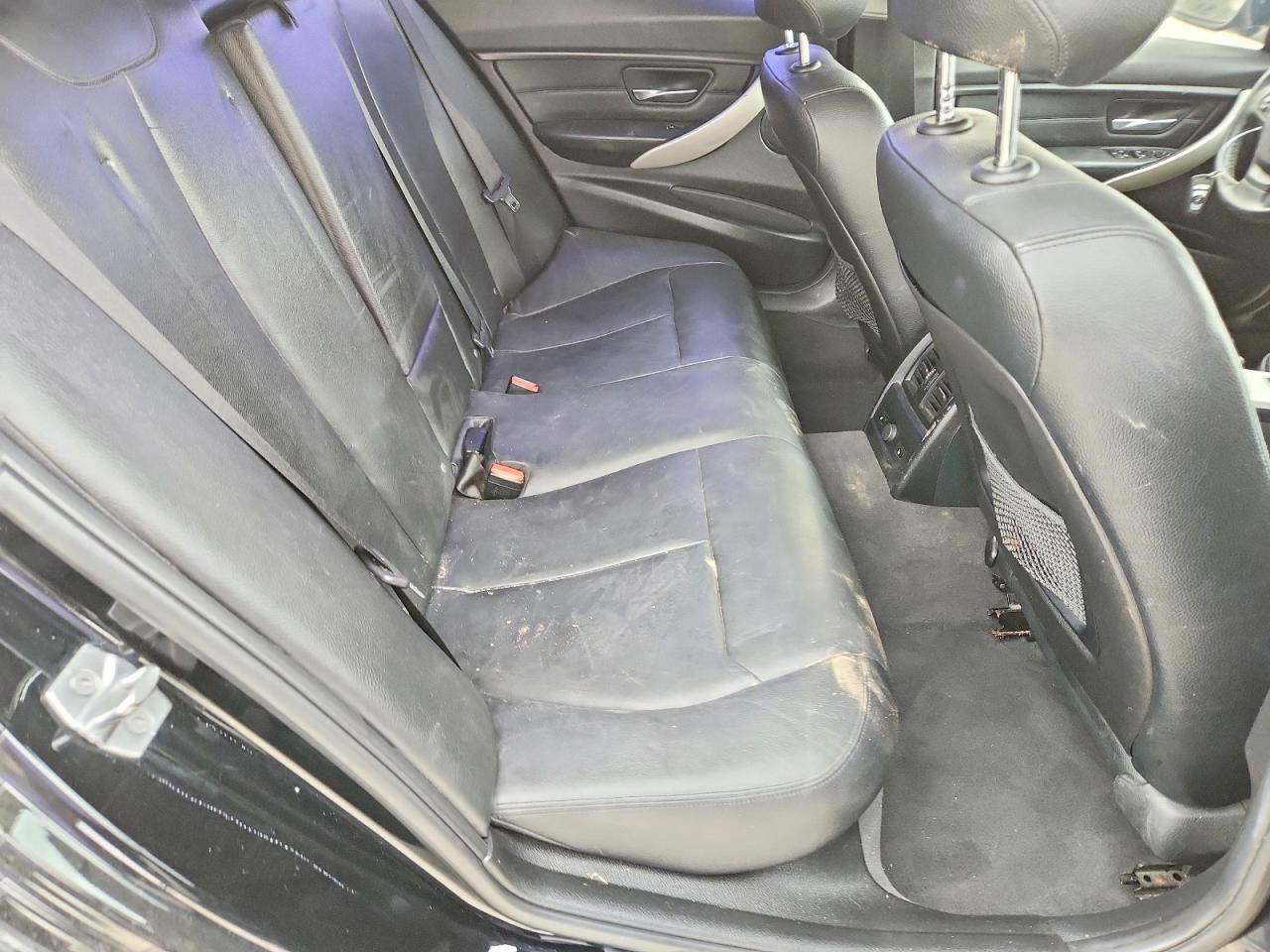 2016 BMW 320 Xi - zdjęcie 10