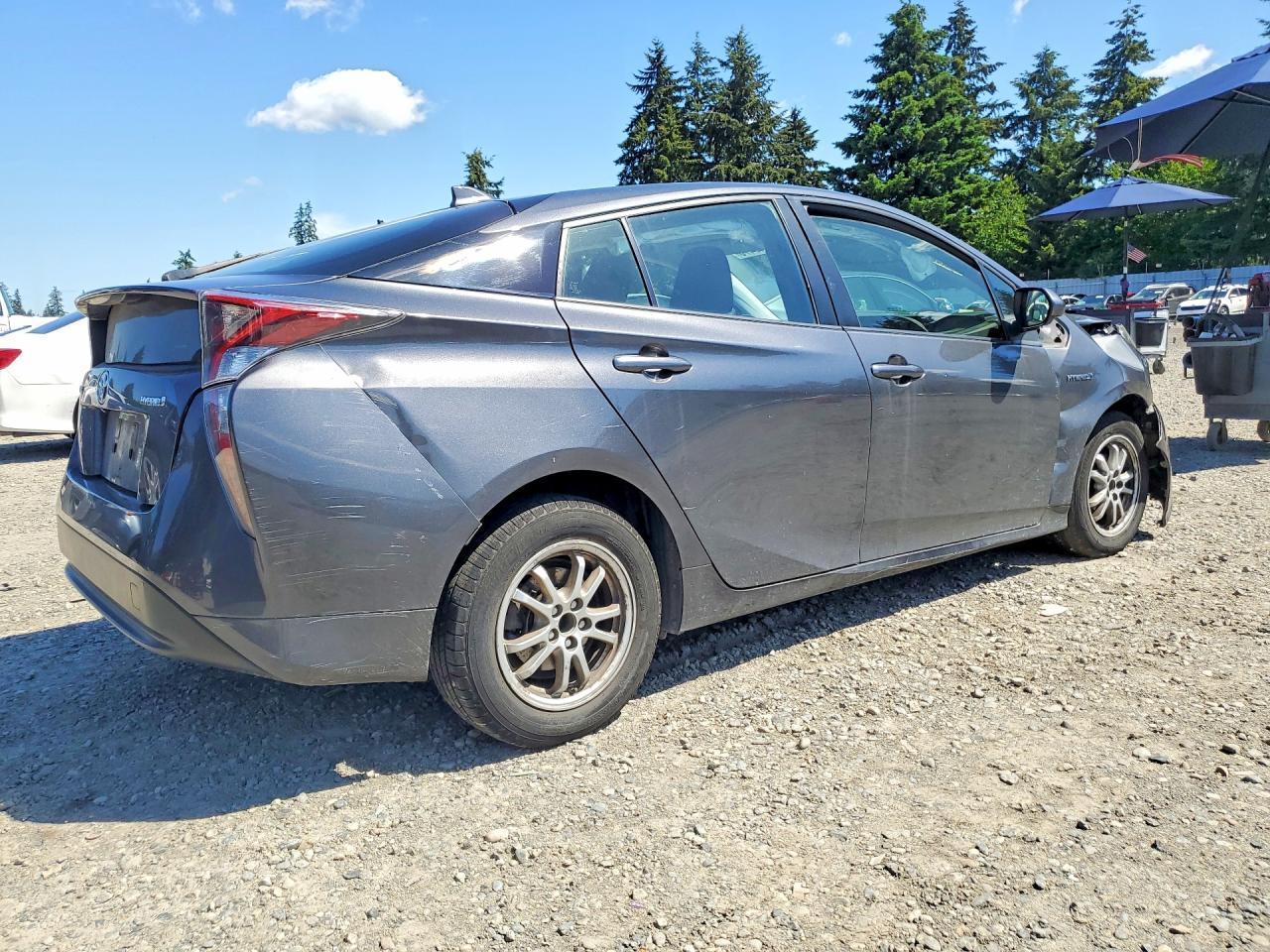 2016 Toyota Prius Two - zdjęcie 3