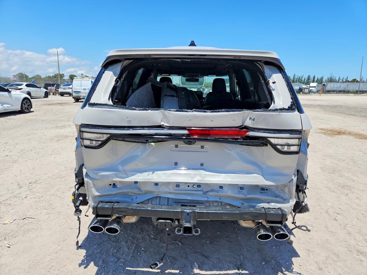2025 Lincoln Aviator Reserve - zdjęcie 6