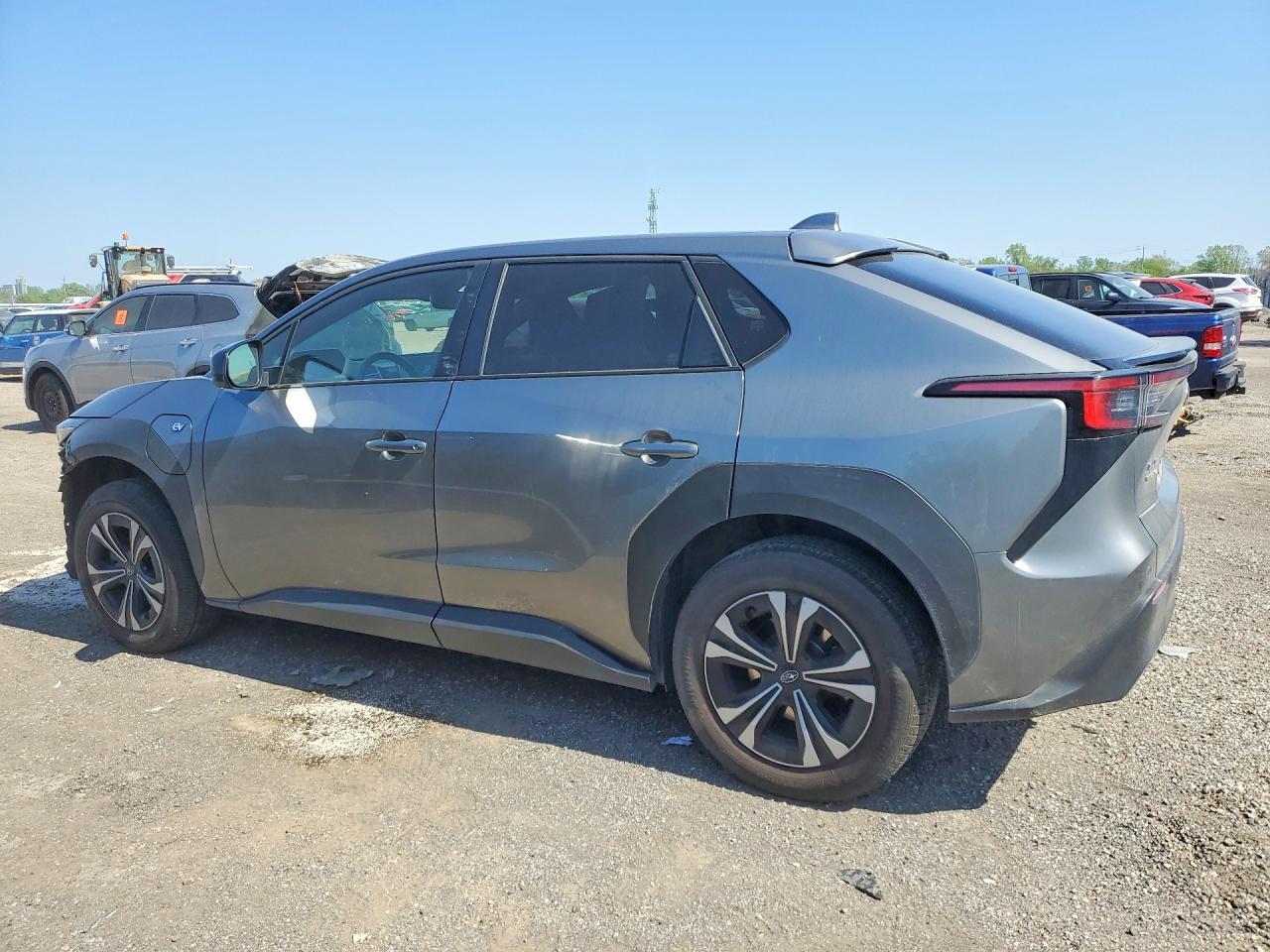 2023 Subaru Solterra Premium - zdjęcie 2