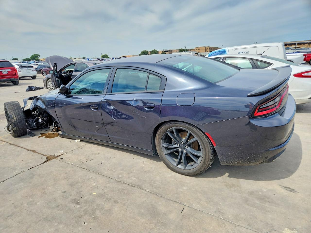 2016 Dodge Charger - zdjęcie 2