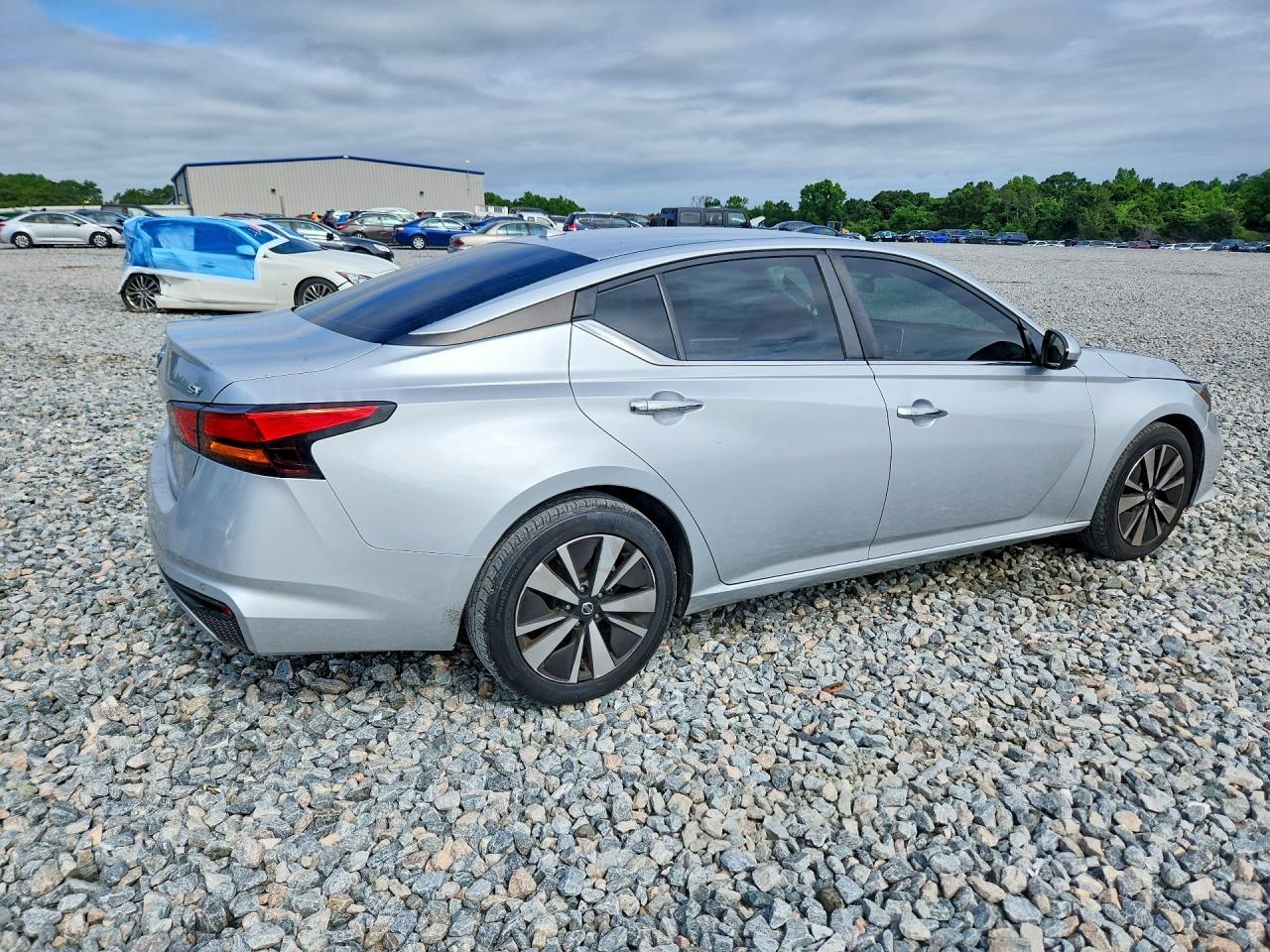 2022 Nissan Altima Sv - zdjęcie 3