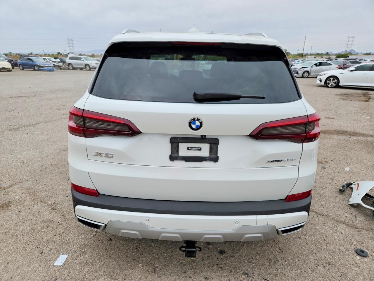 2021 BMW X5 xDrive45E - zdjęcie 6