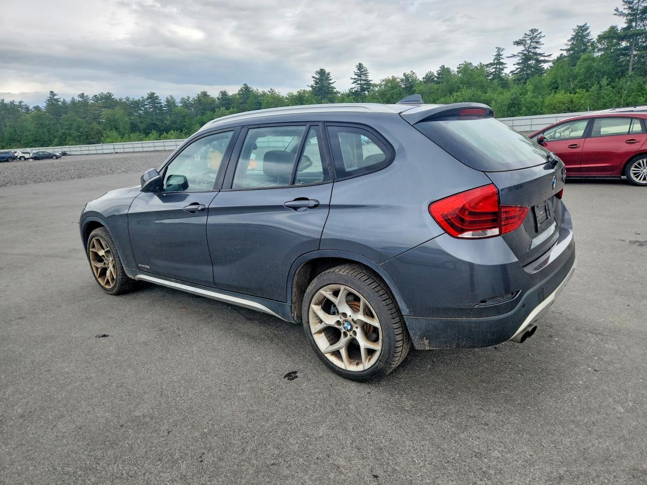 2015 BMW X1 xDrive28I - zdjęcie 2