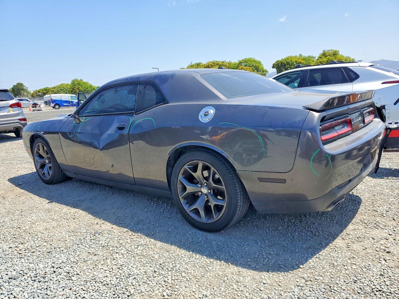 2015 Dodge Challenger Sxt - zdjęcie 2