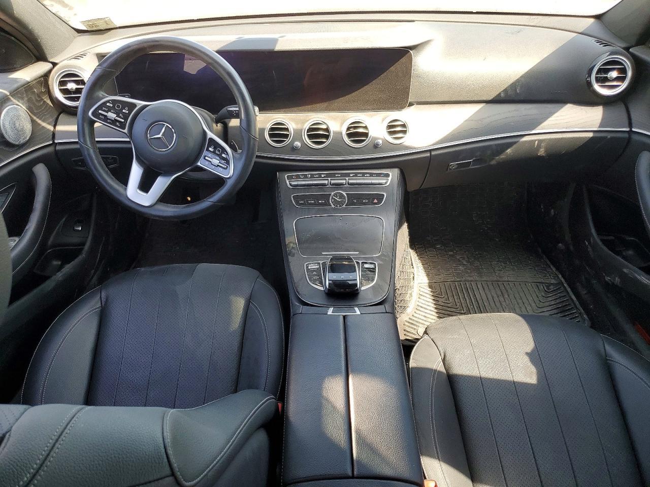 2020 Mercedes-Benz E 350 4Matic - zdjęcie 8