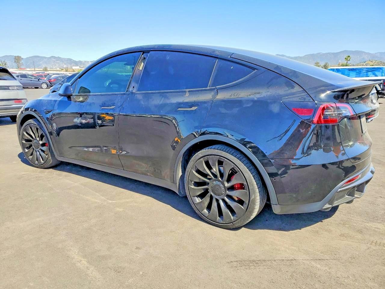 2022 Tesla Model Y - zdjęcie 2