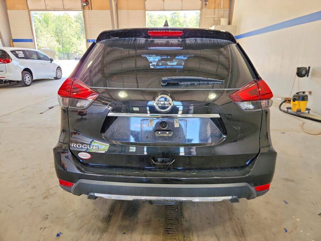 2020 Nissan Rogue S - zdjęcie 6