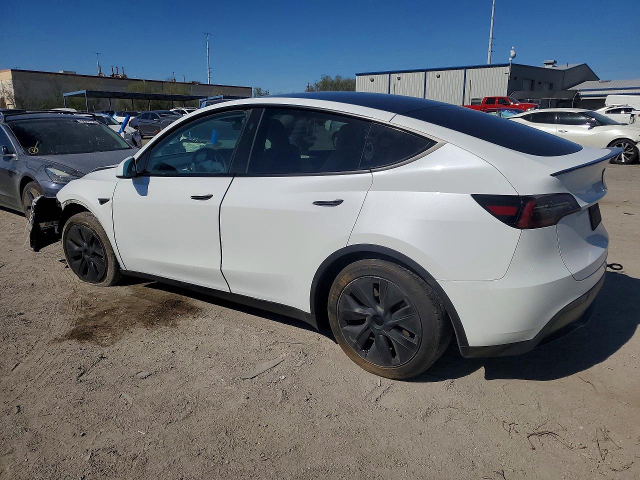 2024 Tesla Model Y - zdjęcie 2