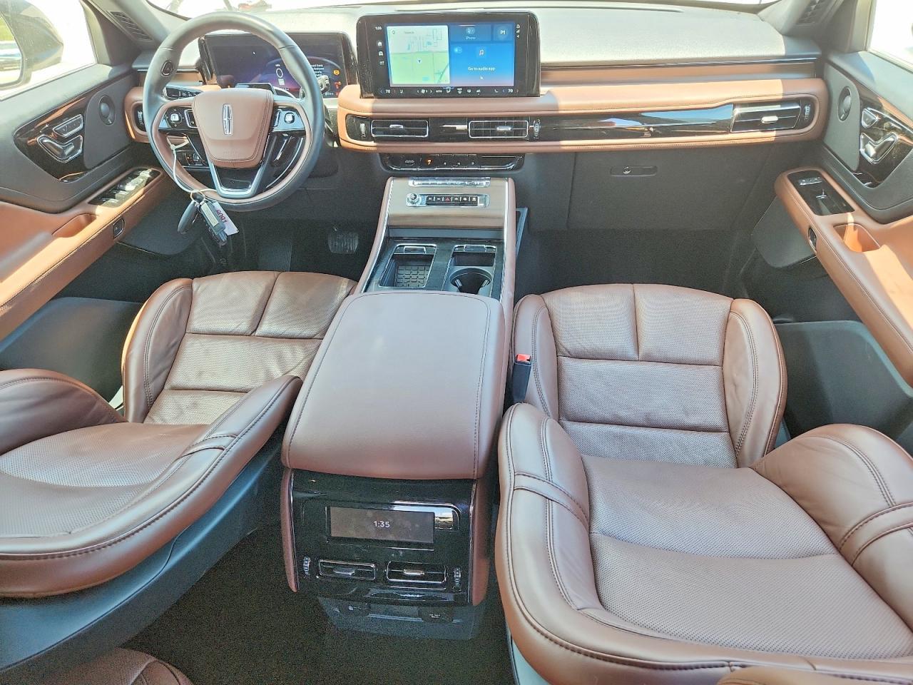 2025 Lincoln Aviator Reserve - zdjęcie 8