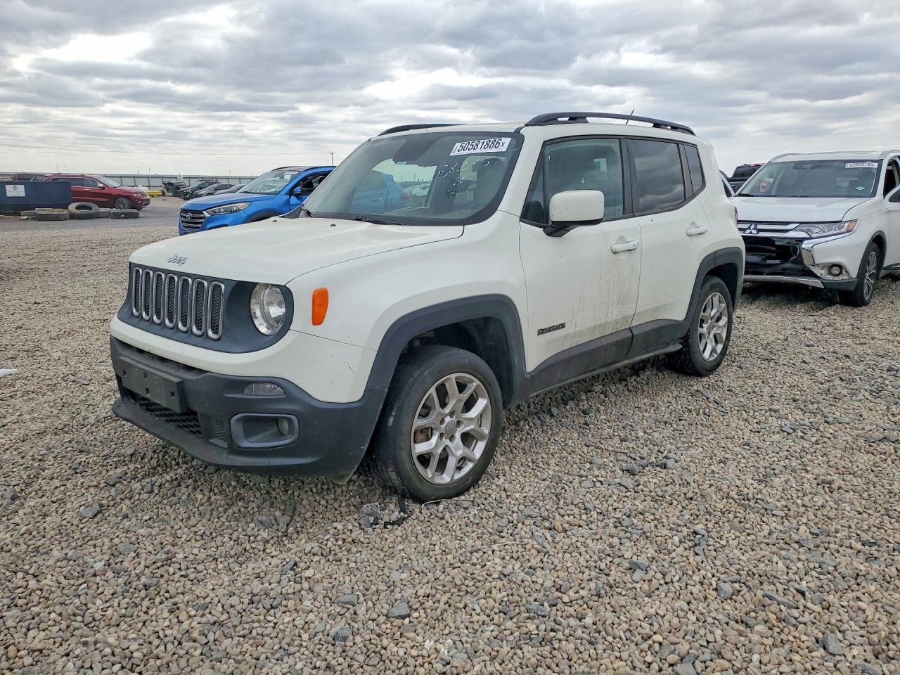 2015 Jeep Renegade Latitude - zdjęcie główne