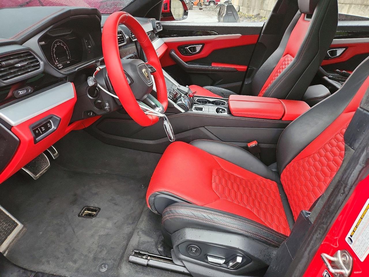 2022 Lamborghini Urus - zdjęcie 7