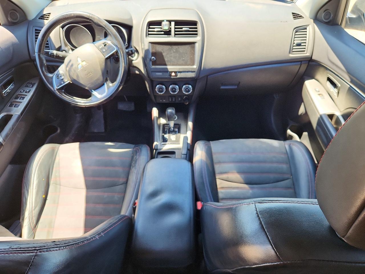 2018 Mitsubishi Outlander Sport Es - zdjęcie 8