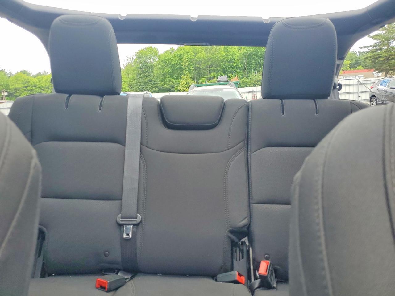 2018 Jeep Wrangler Unlimited Sport - zdjęcie 10