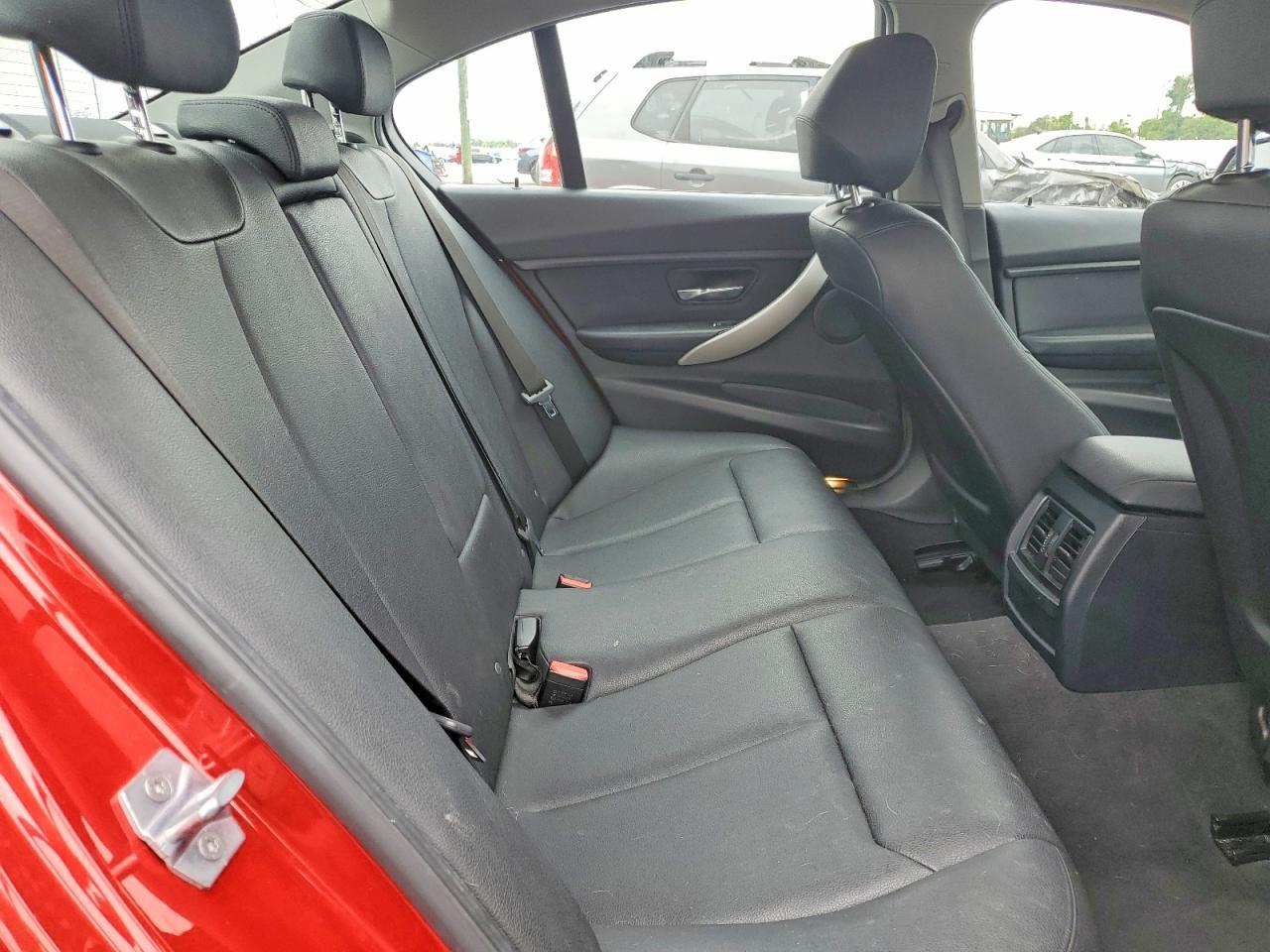2018 BMW 320 I - zdjęcie 10