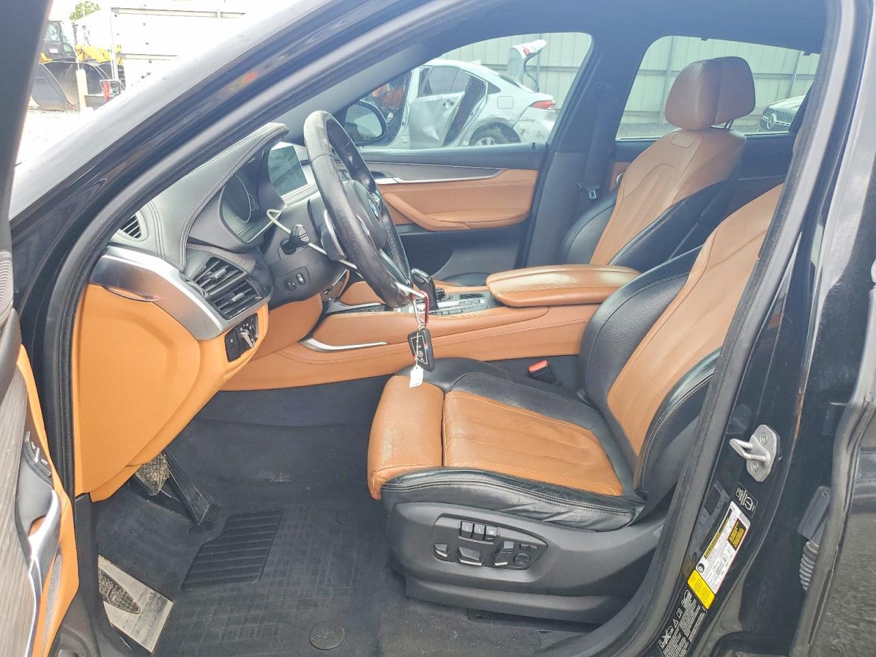2015 BMW X6 xDrive50I - zdjęcie 7