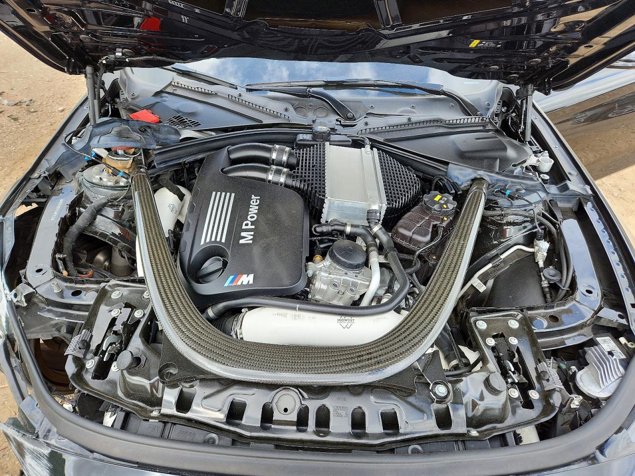 2019 BMW M4 - zdjęcie 11