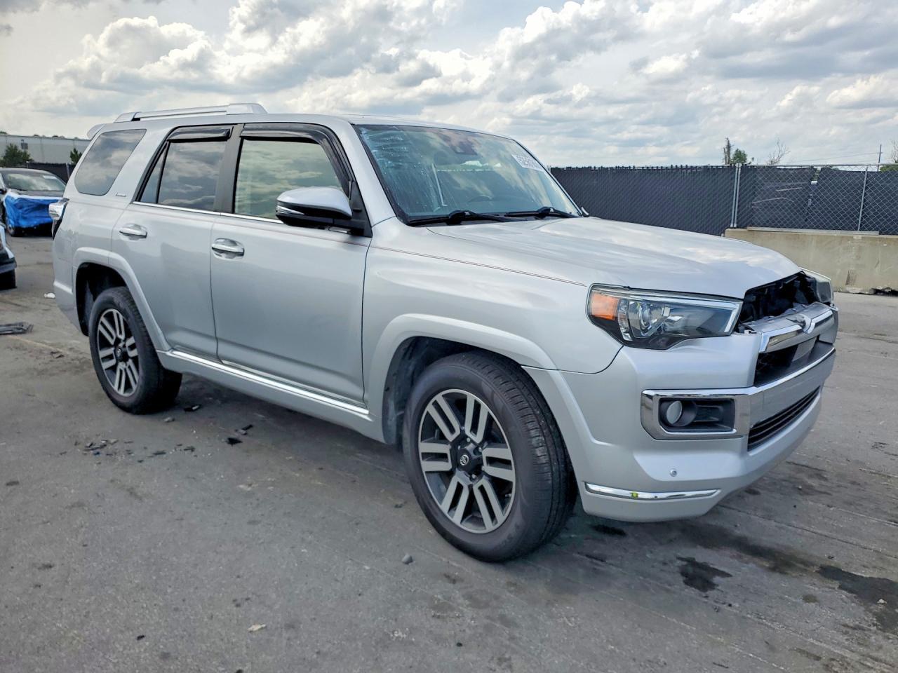 2020 Toyota 4Runner Limited - zdjęcie 4