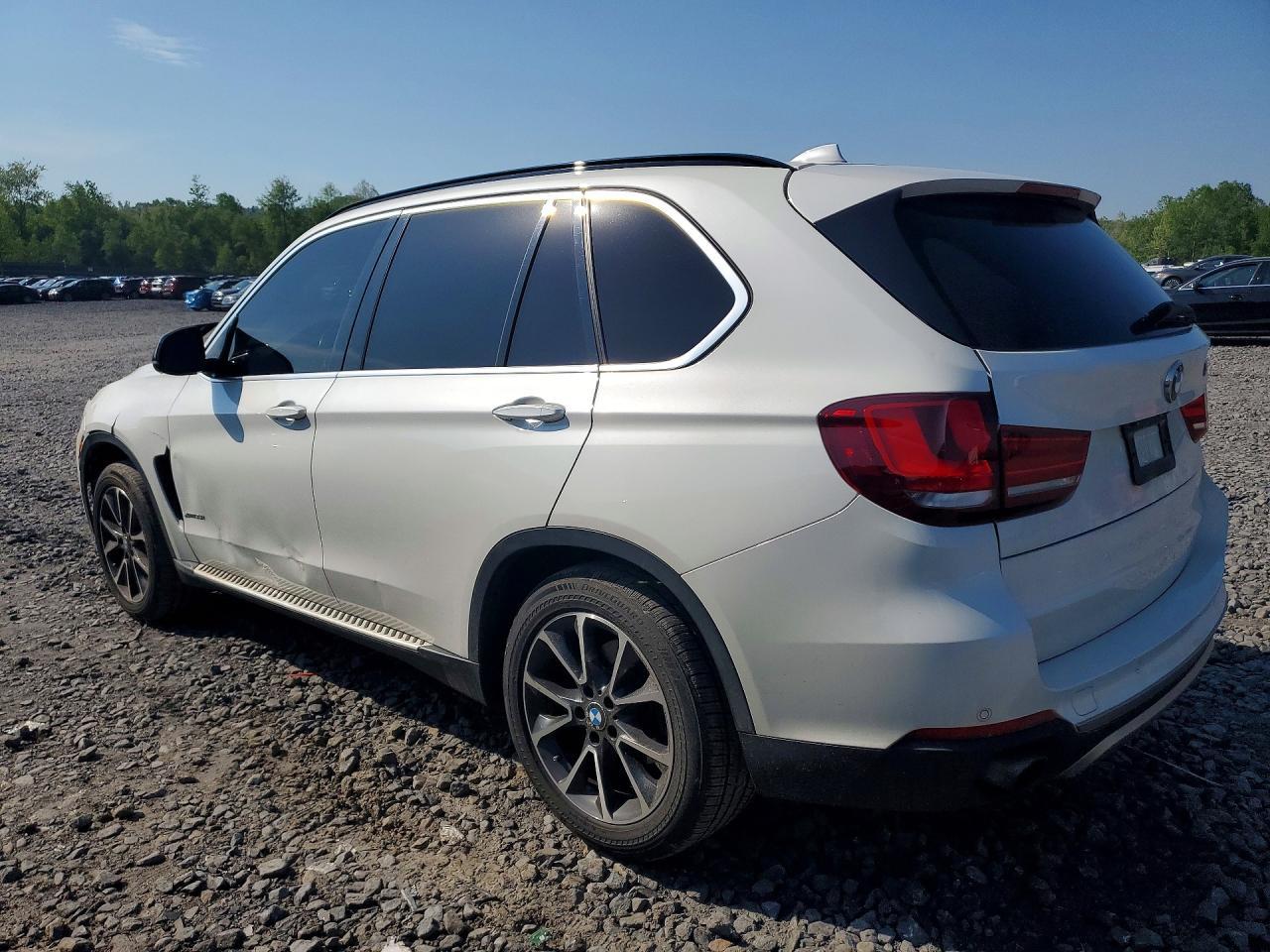 2015 BMW X5 xDrive35I - zdjęcie 2