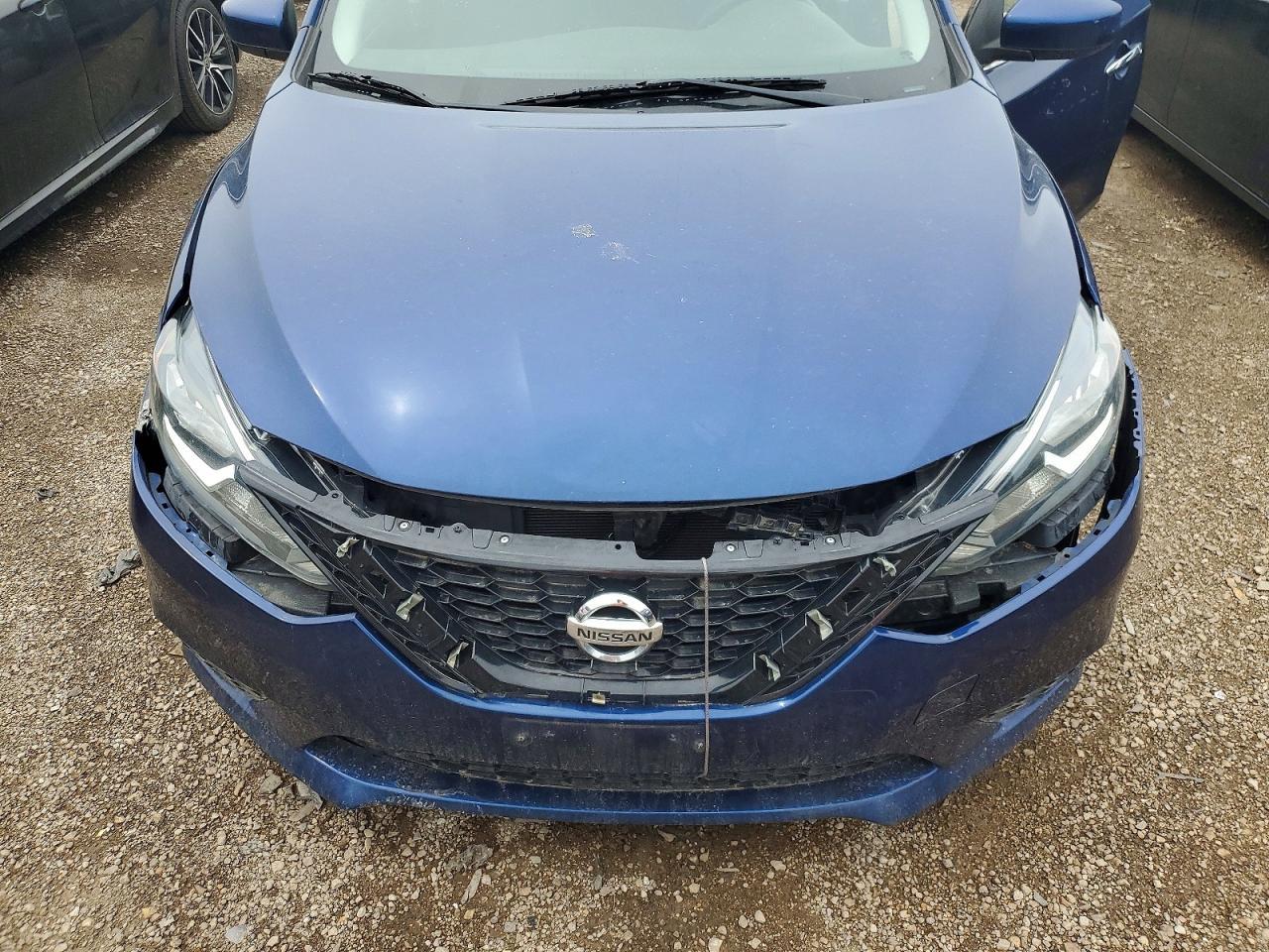 2016 Nissan Sentra S - zdjęcie 11