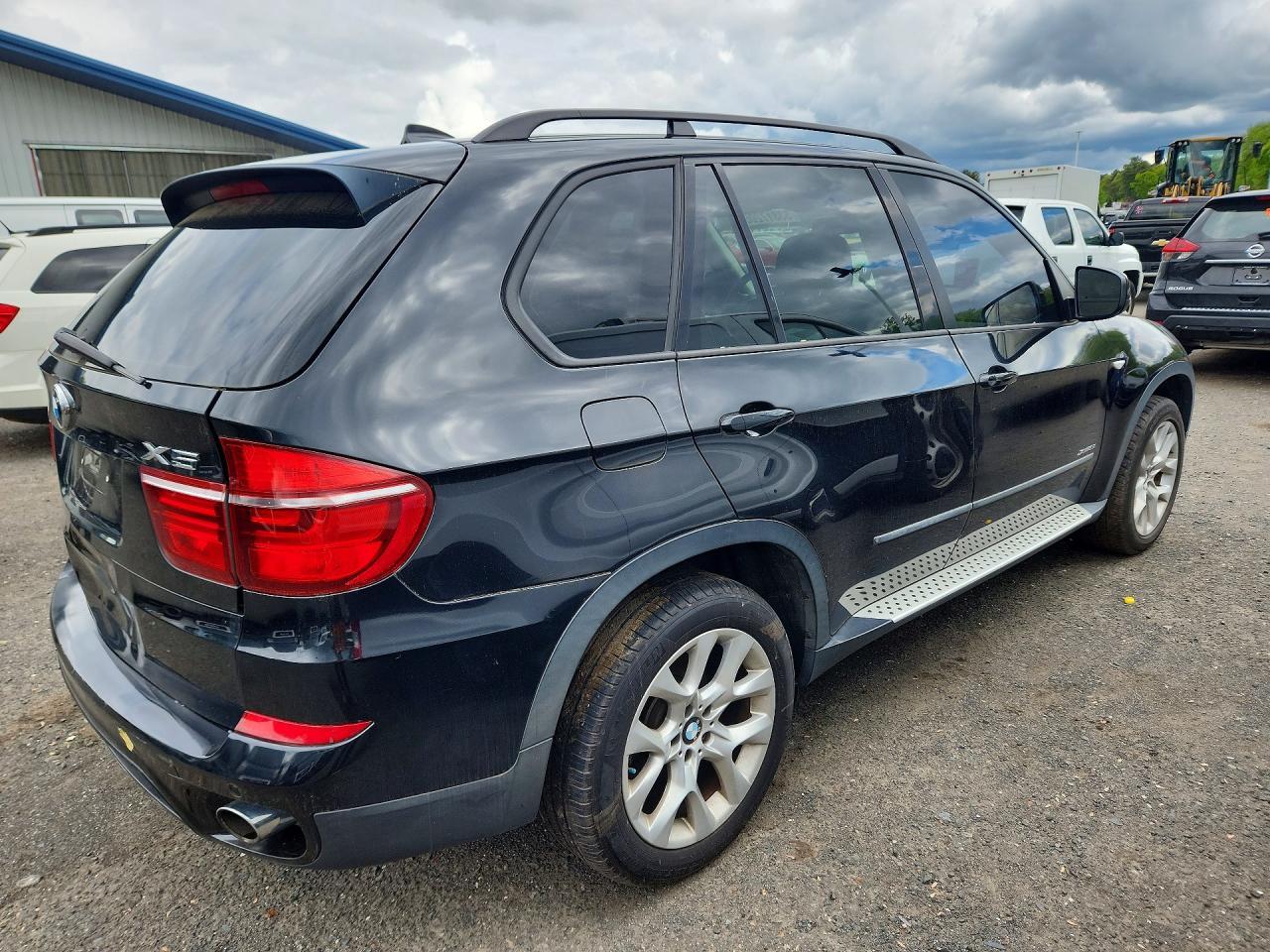 2013 BMW X5 xDrive35I - zdjęcie 3