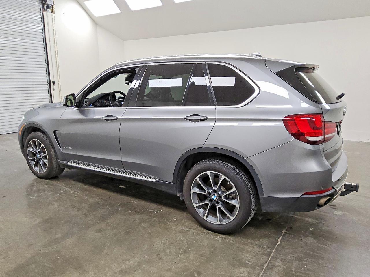 2017 BMW X5 xDrive35I - zdjęcie 2
