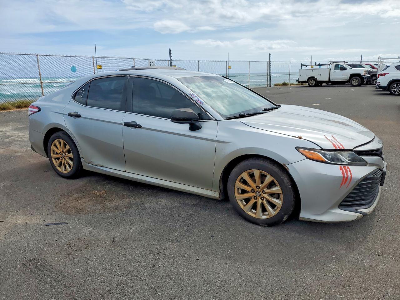 2018 Toyota Camry L - zdjęcie 4