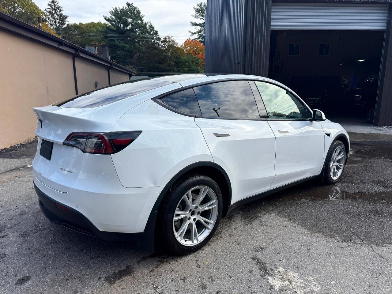 2021 Tesla Model Y - zdjęcie 4