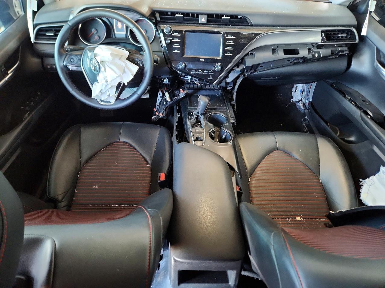 2020 Toyota Camry Trd - zdjęcie 8