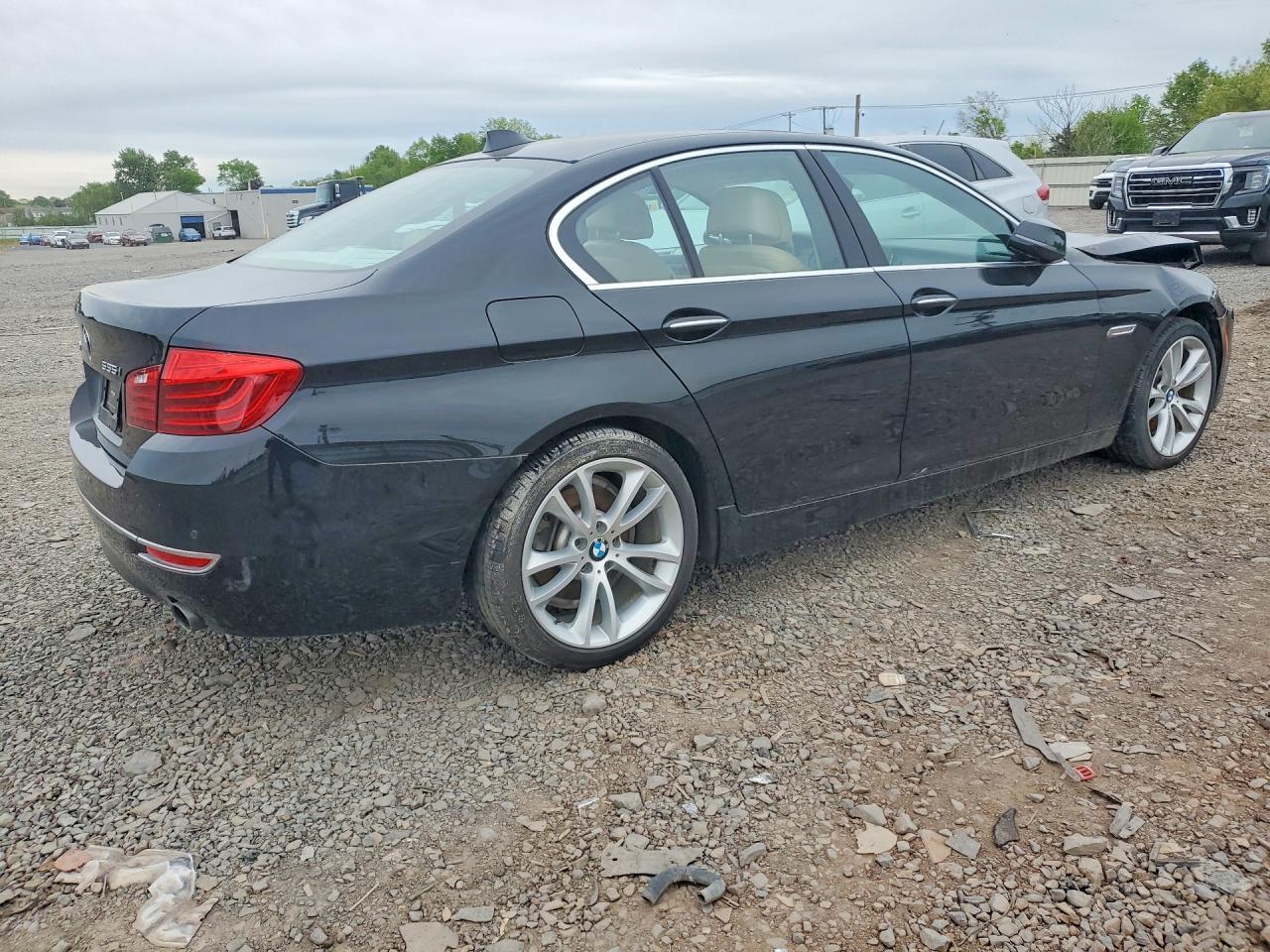 2015 BMW 535 Xi - zdjęcie 3