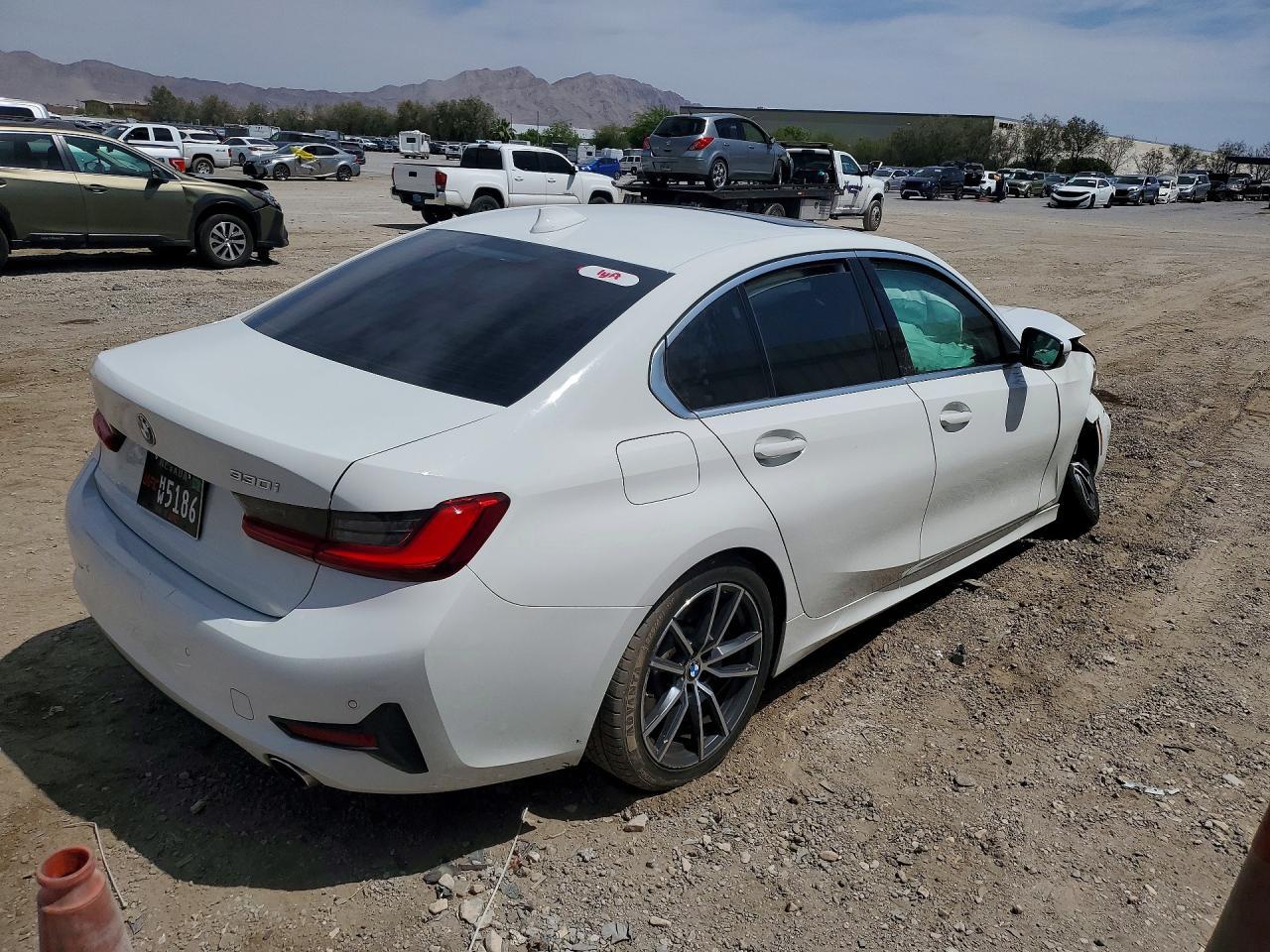 2020 BMW 330I Na - zdjęcie 3