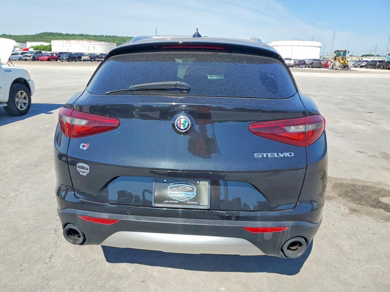2018 Alfa Romeo Stelvio - zdjęcie 6