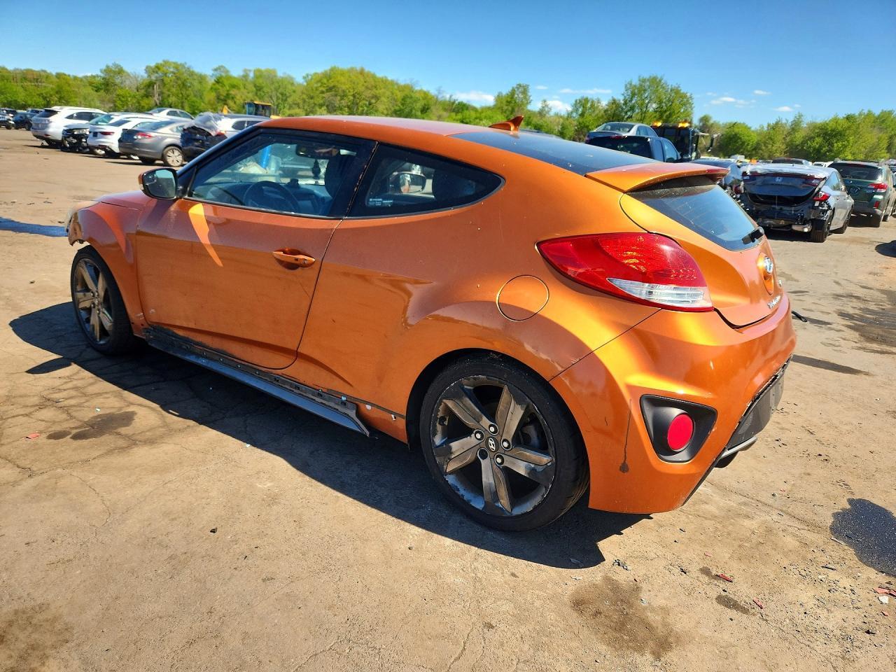 2014 Hyundai Veloster Turbo - zdjęcie 2