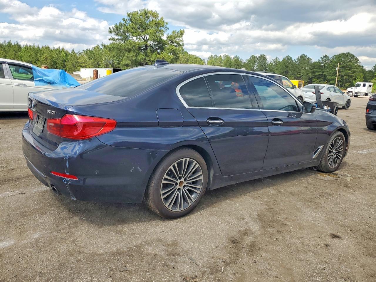 2017 BMW 530 I - zdjęcie 3