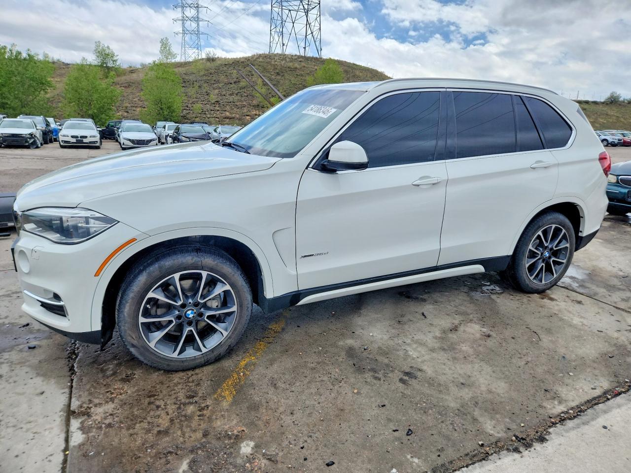 2014 BMW X5 xDrive35D - zdjęcie główne