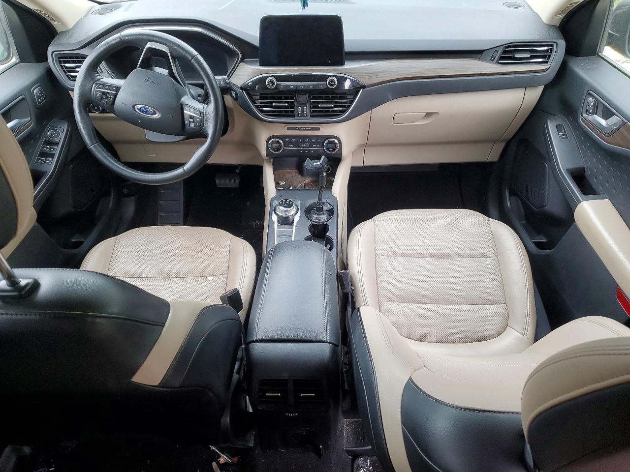 2020 Ford Escape Titanium - zdjęcie 8