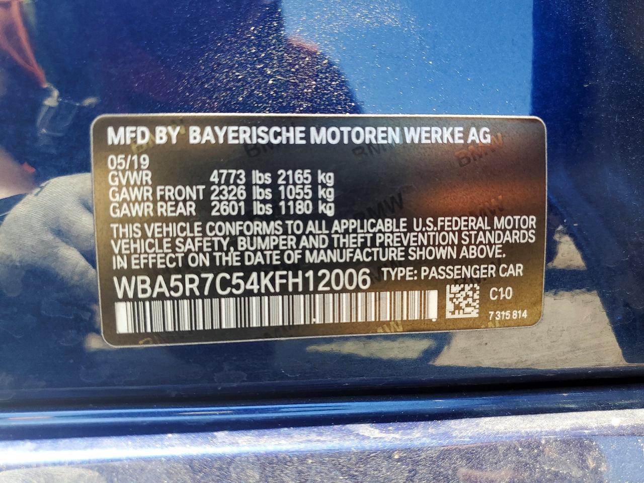 2019 BMW Seria 3 330i - zdjęcie 12