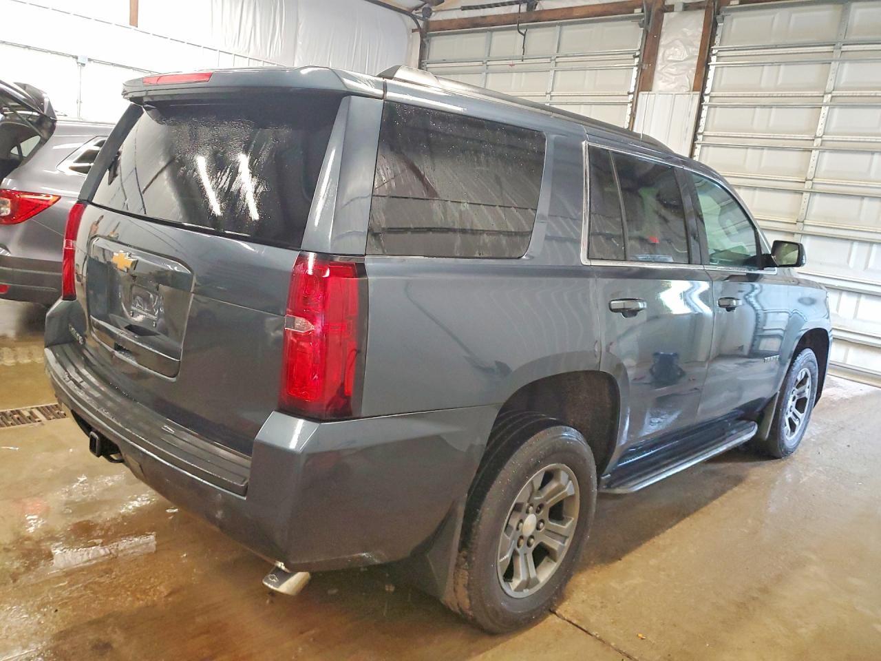 2020 Chevrolet Tahoe K1500 Ls - zdjęcie 3