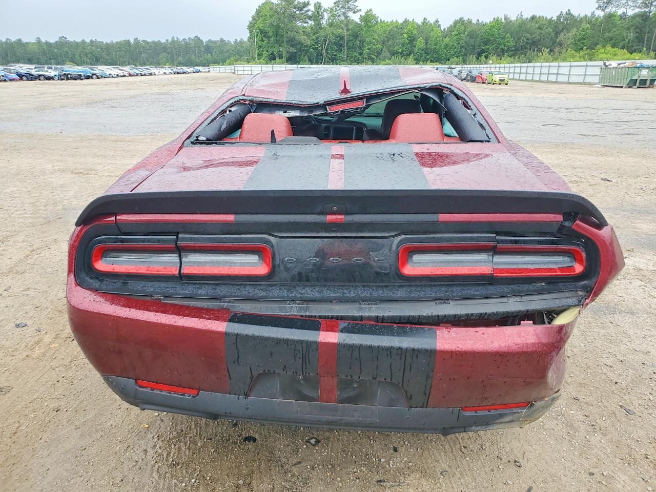 2022 Dodge Challenger - zdjęcie 6