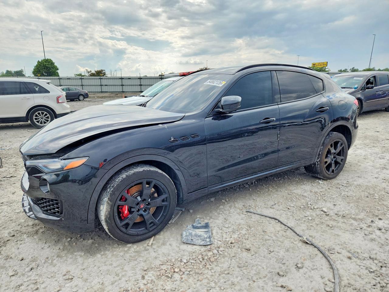 2017 Maserati Levante S Luxury - zdjęcie główne