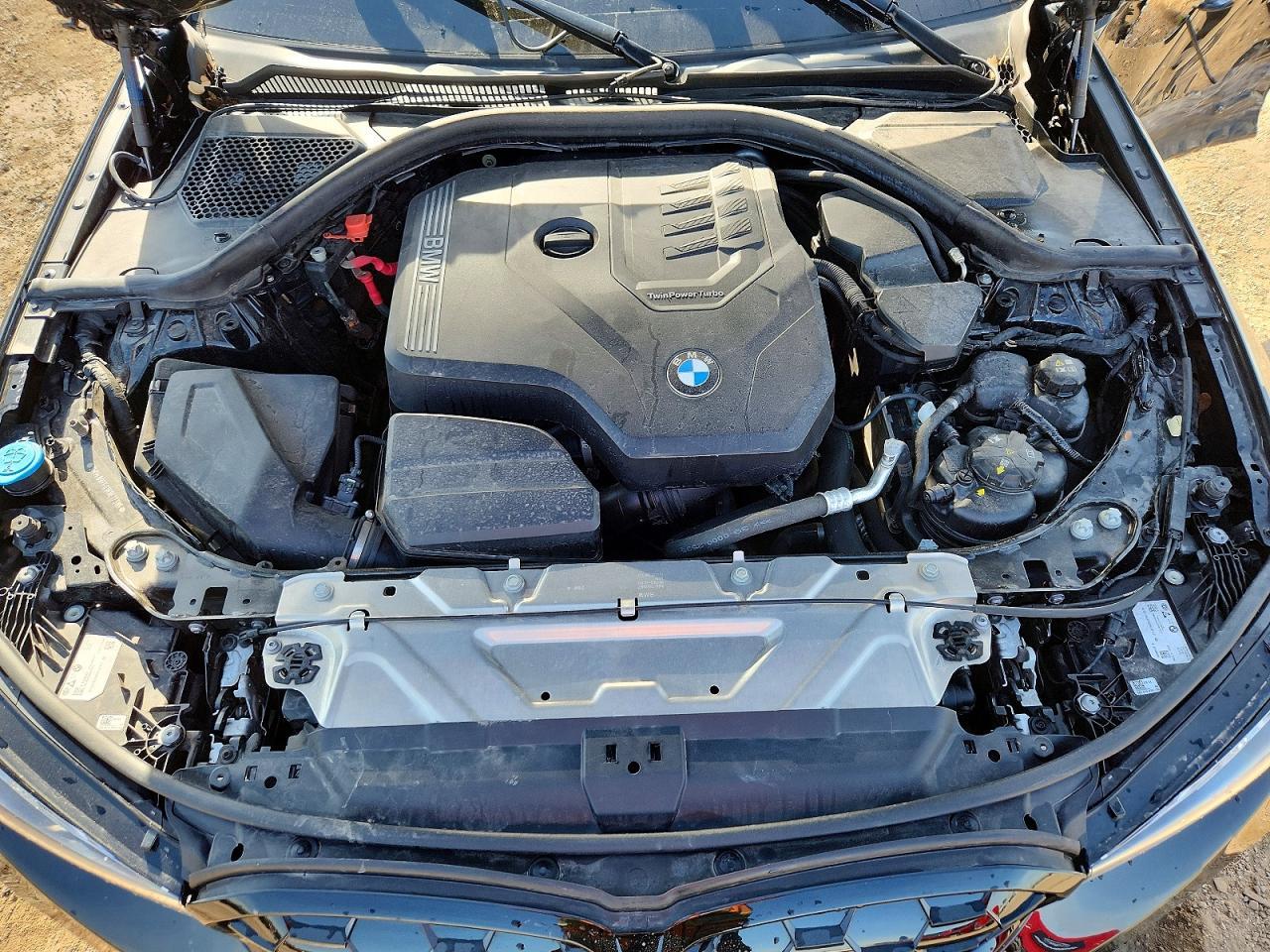 2024 BMW Seria 3 330i - zdjęcie 11