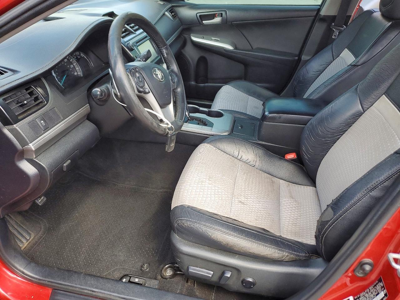 2014 Toyota Camry Se - zdjęcie 7