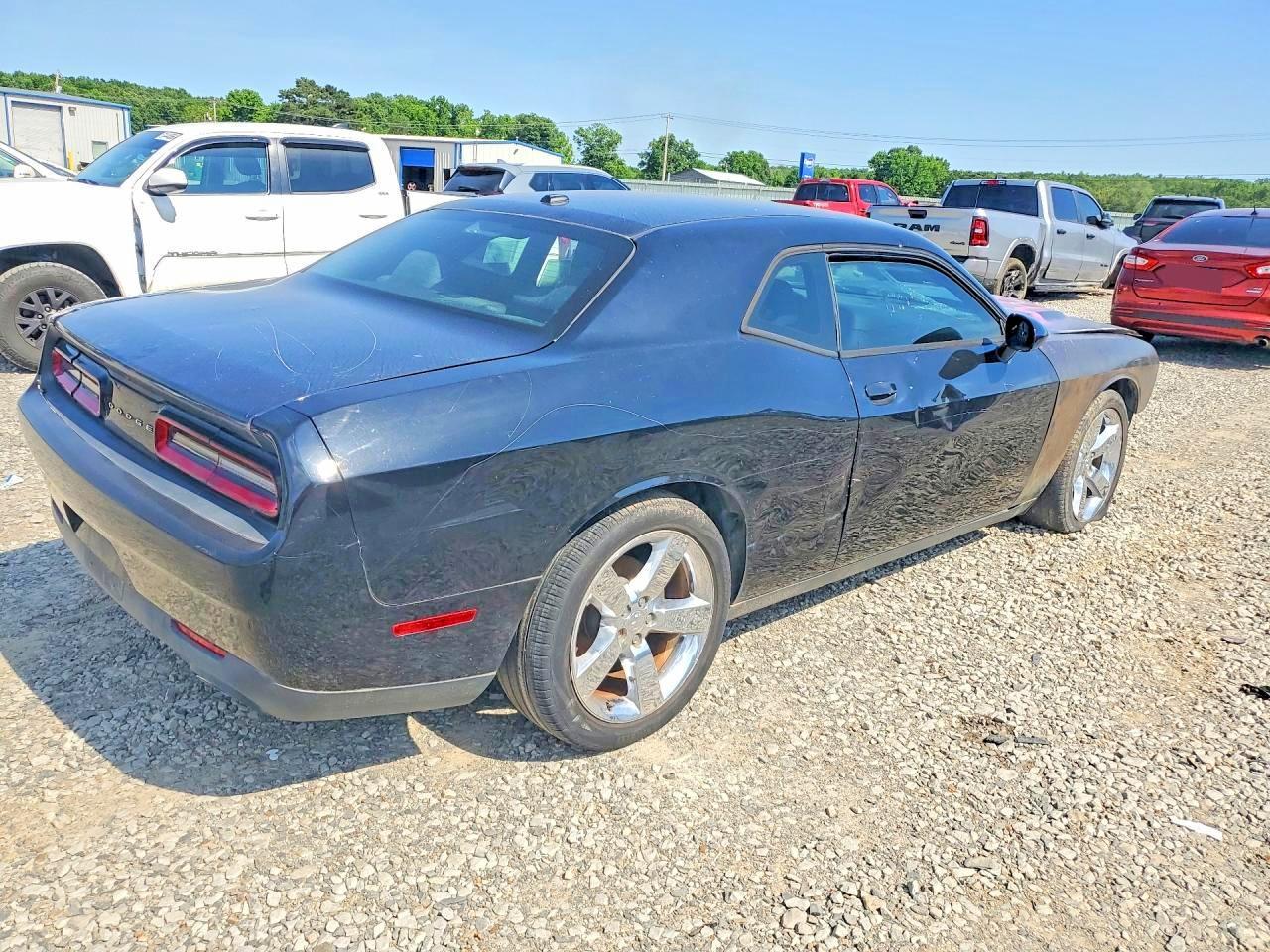 2015 Dodge Challenger Sxt - zdjęcie 3