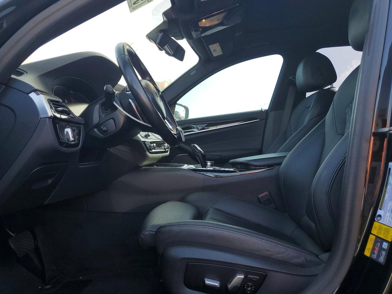 2023 BMW 530E - zdjęcie 7