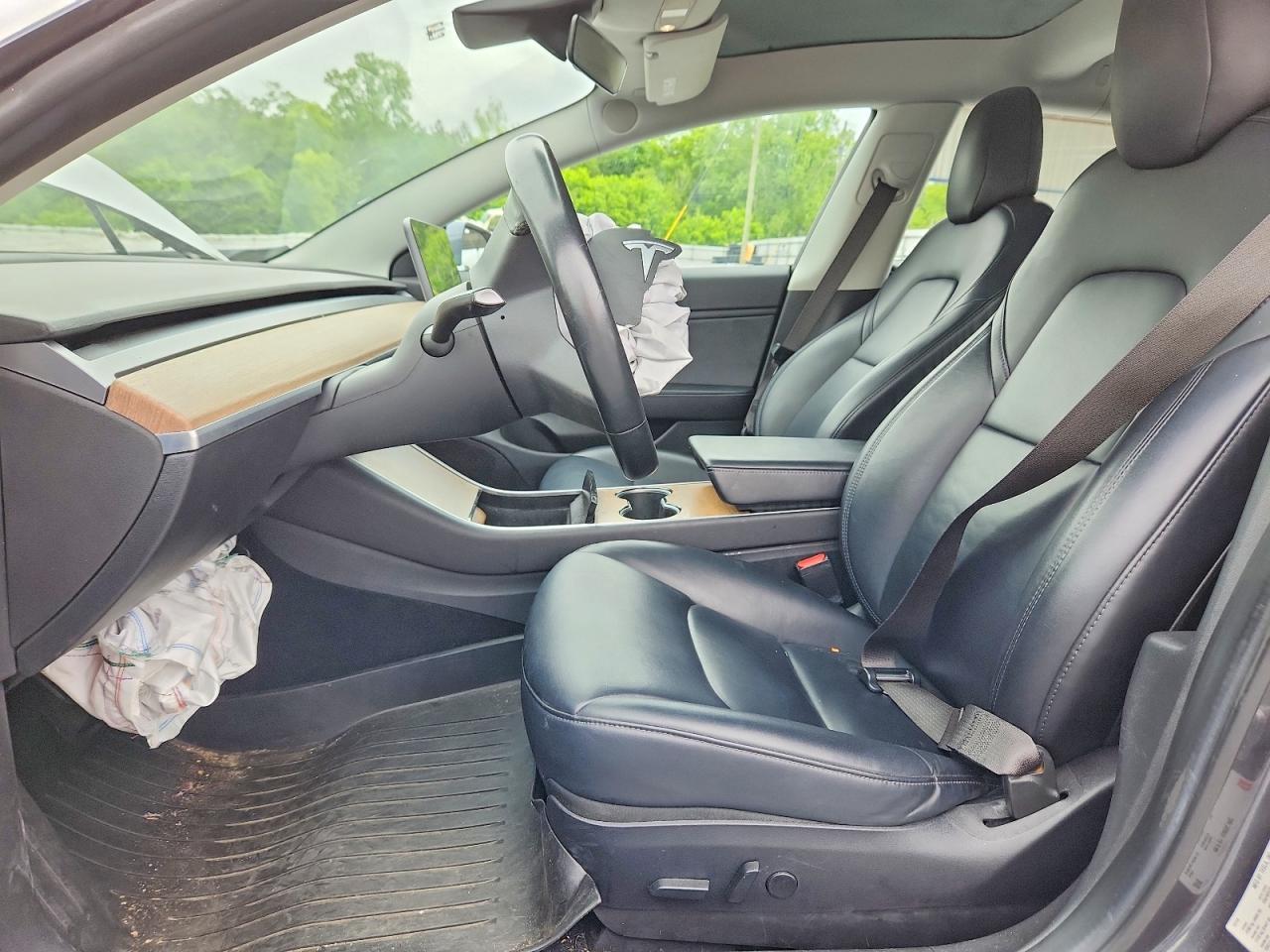 2018 Tesla Model 3 - zdjęcie 7