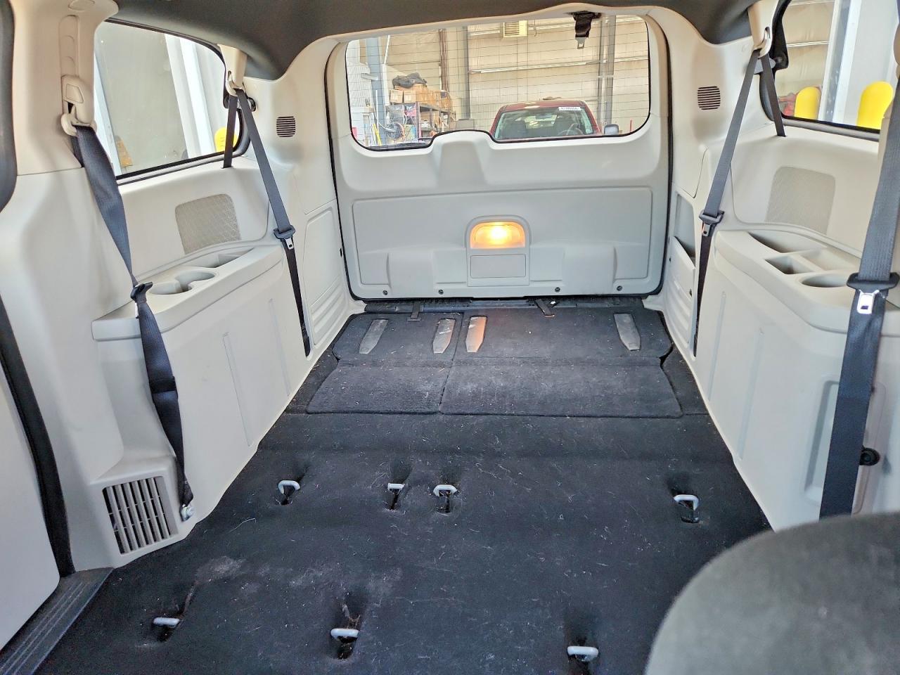 2016 Dodge Grand Caravan Se - zdjęcie 10