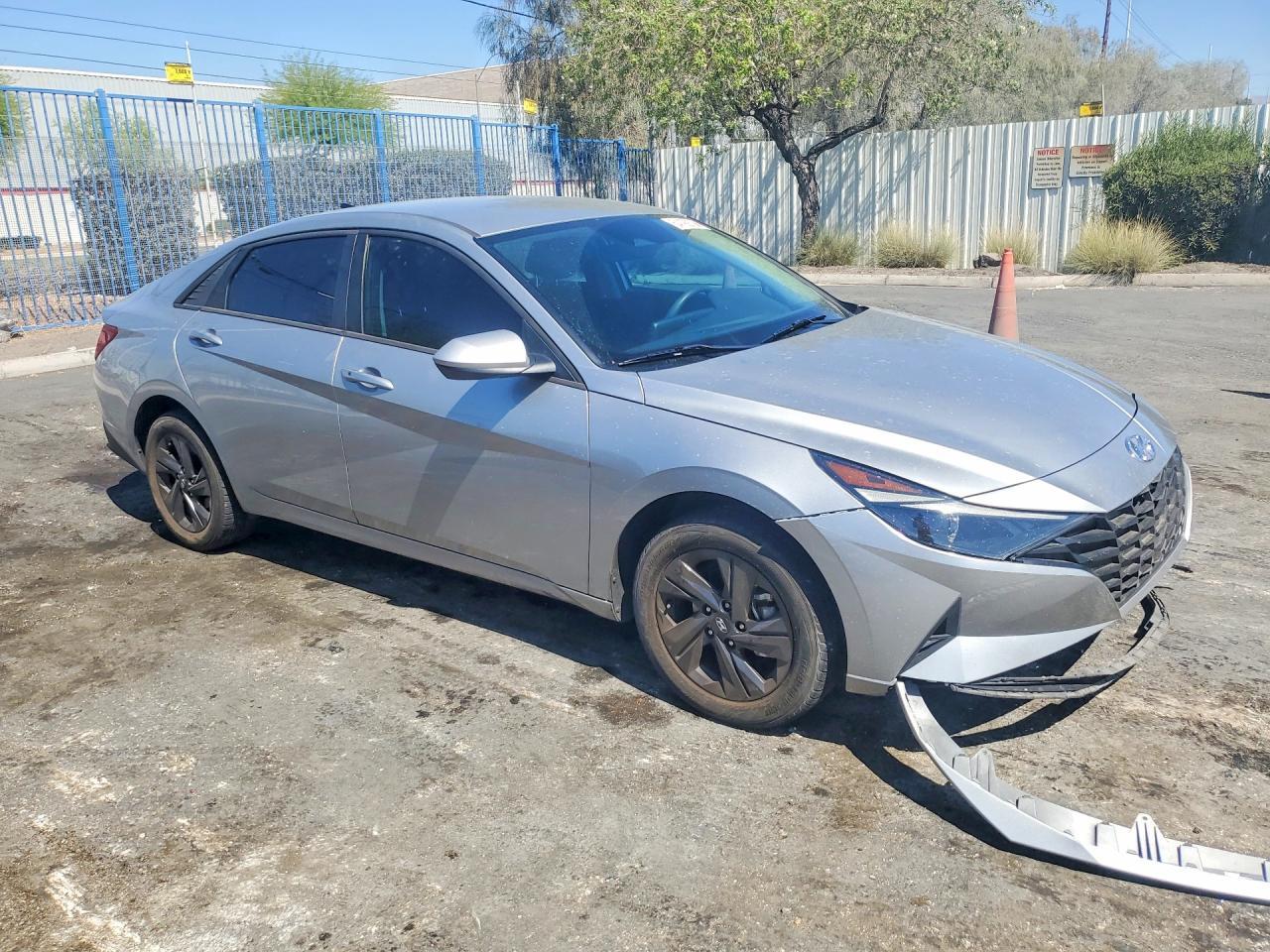2023 Hyundai Elantra Sel - zdjęcie 4