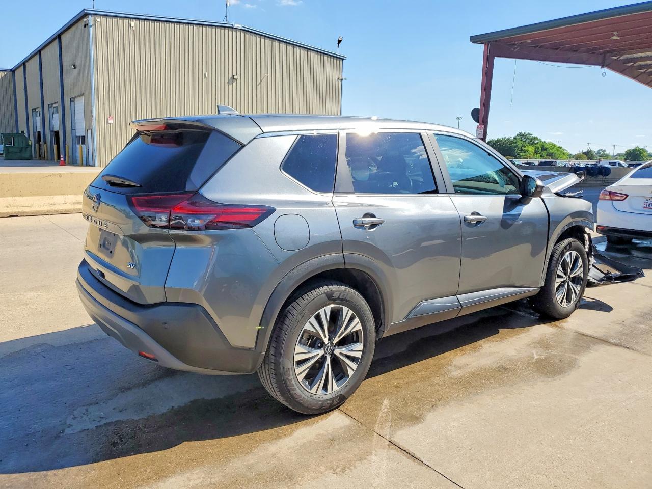 2023 Nissan Rogue Sv - zdjęcie 3