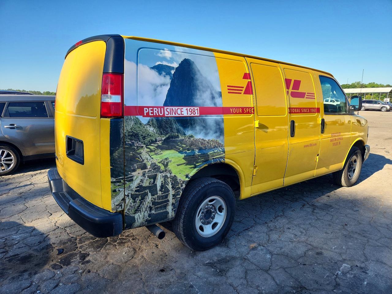 2020 Chevrolet Express G2500 - zdjęcie 3